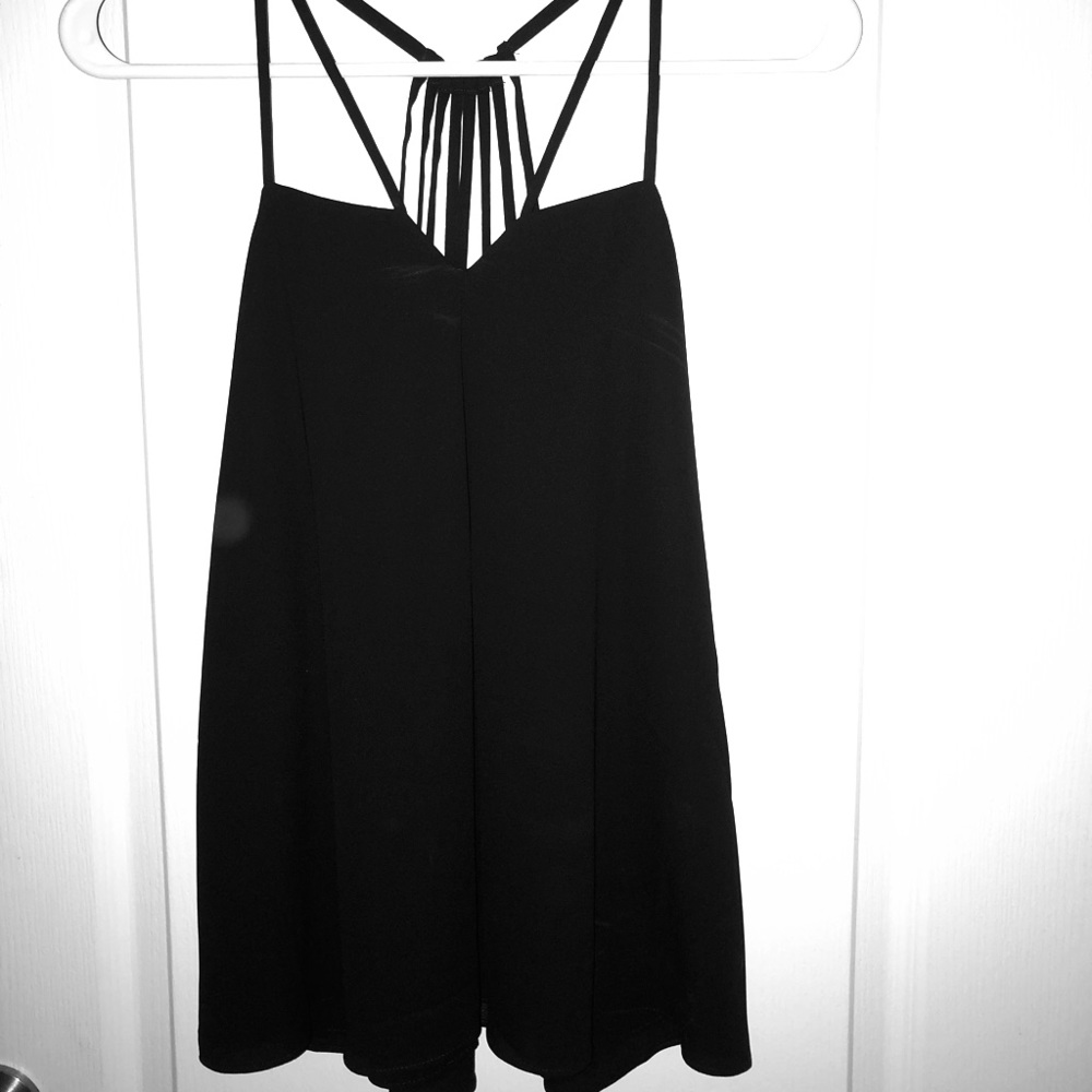 Black strappy tank top